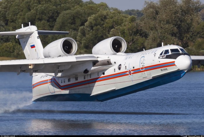 Самолёт-амфибия бе-200чс