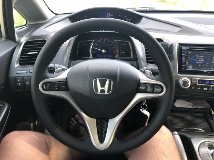 Руль Honda Civic 4d 2010