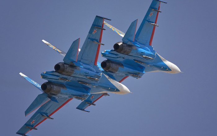 Су-27 двухдвигательный реактивный