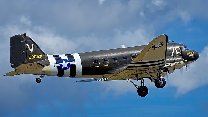 Самолёт Дуглас c 47 Дакота