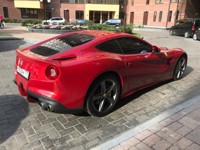 Ferrari f12 Berlinetta Москва