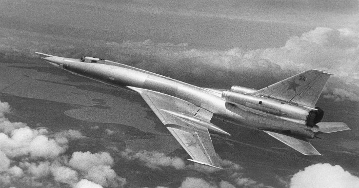 Бомбардировщик м-50