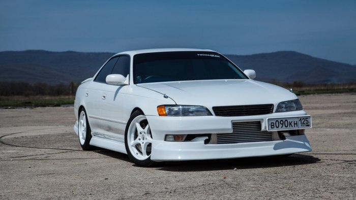 Toyota Mark 2 90 Tourer v