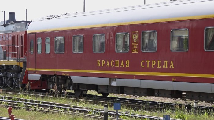 Фирменный «Полярная стрела»