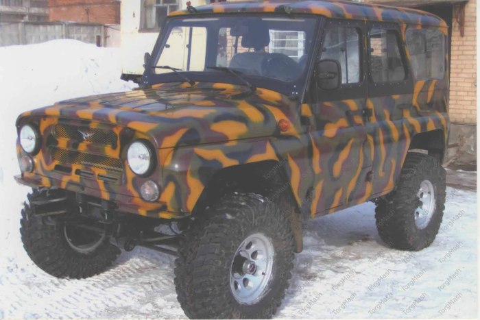 УАЗ-469 внедорожник камуфляжный