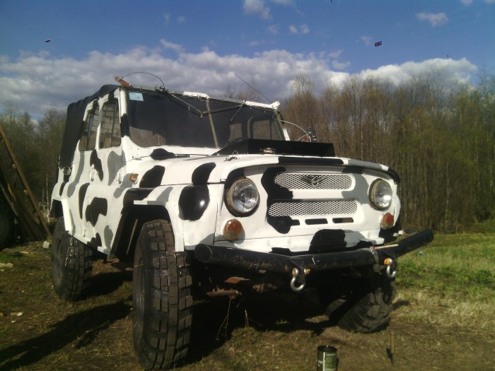 УАЗ-469 внедорожник камуфляжный