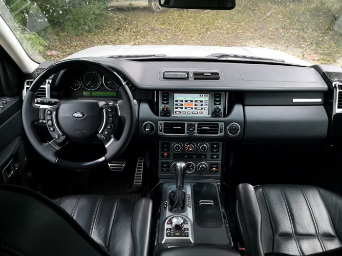 Range Rover Vogue 2008 салон
