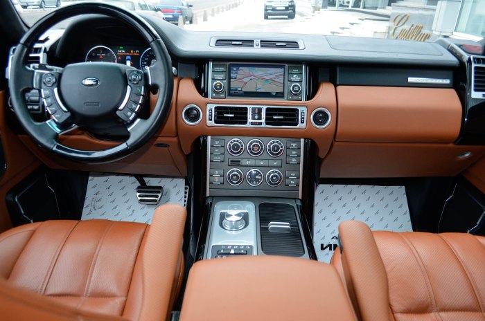 Range Rover Vogue 2008 салон