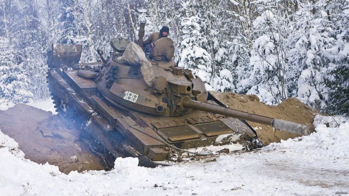 Танки зимой т 80