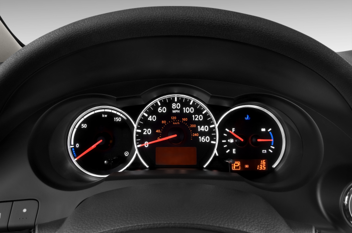Nissan Qashqai 2008 приборная
