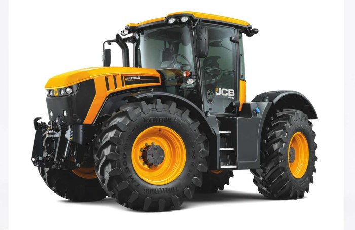 JCB Fastrac 8330