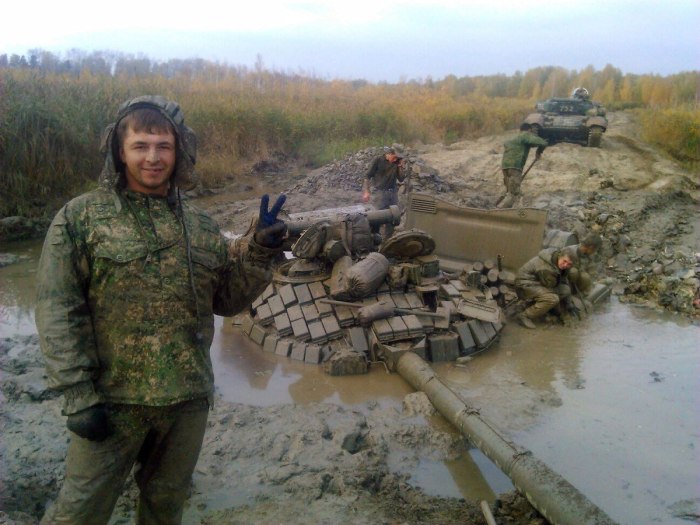 Танк в болоте т90