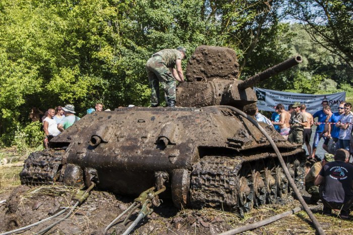 Т 34 из болота