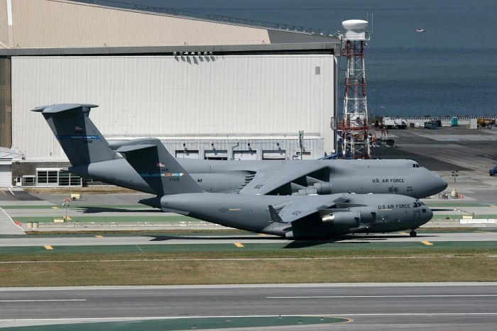 C5 Galaxy самолет