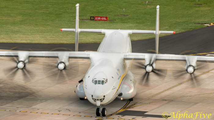 АН-22 габариты грузового отсека