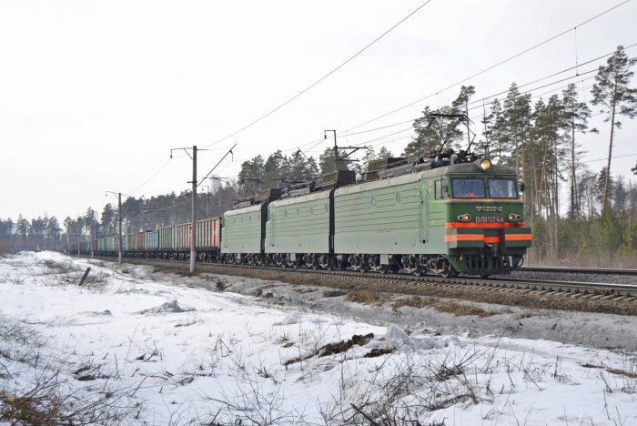Поезд 174м