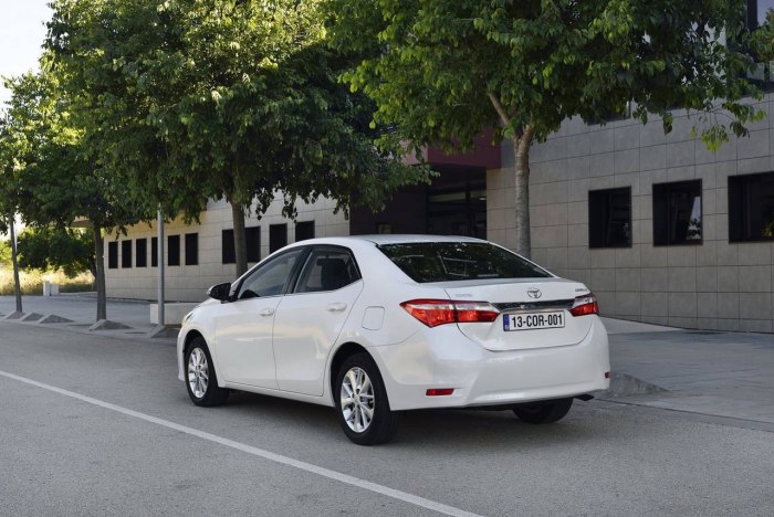 Toyota Corolla 2014 Lexus
