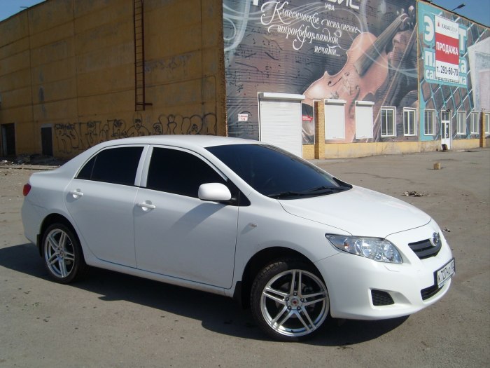 Тойота Королла е150 2008