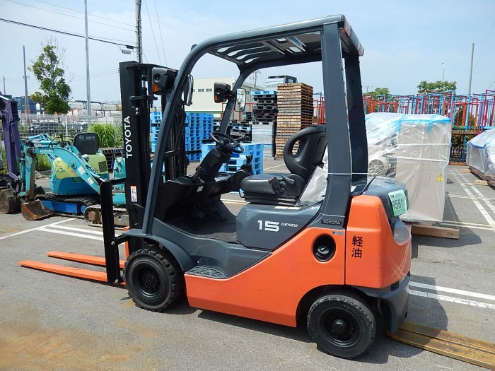 Погрузчик Toyota 7fd18