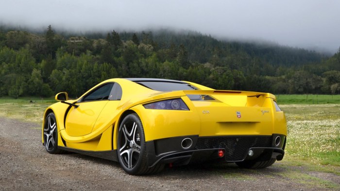 Машина GTA Spano 2014 желтый