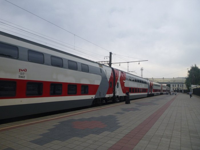 Поезд «дневной экспресс (двухэтажный)» 740ж Москва — Воронеж