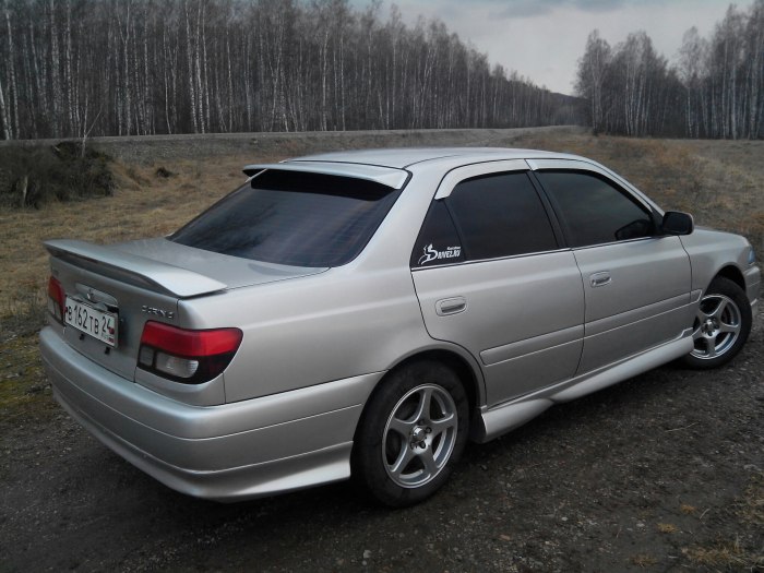 Toyota Carina 2000