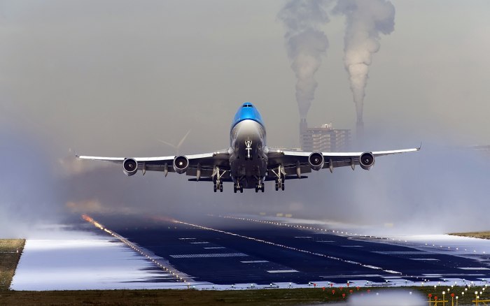 Самолёт Боинг 747