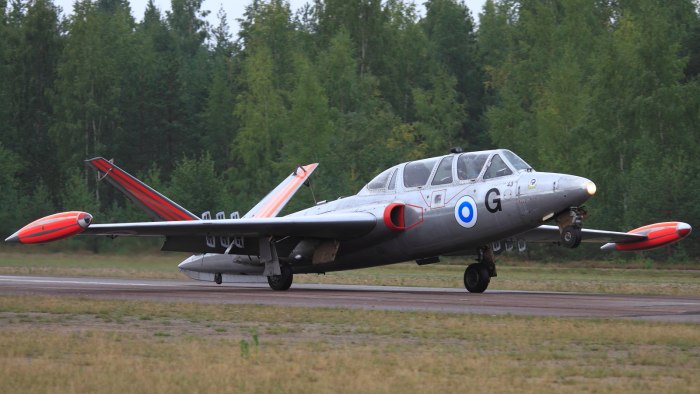 Самолёт Aerospatiale cm 170 Magister