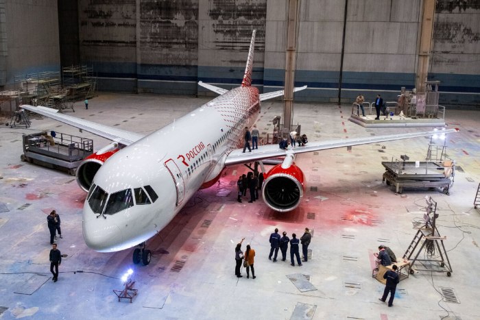 МС-21 пассажирский самолёт