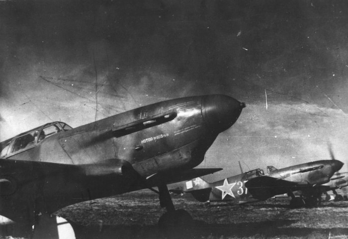 Советский истребитель ЛАГГ-3