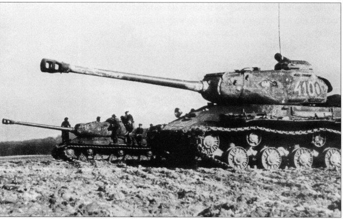 Танк ИС 2 1944