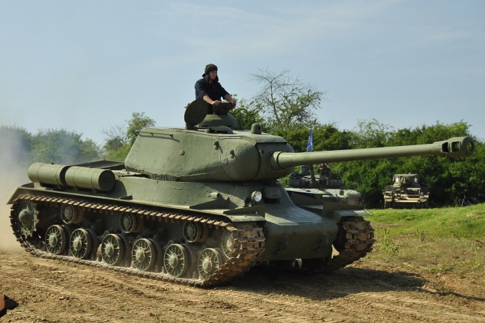 Танк СССР ИС 2