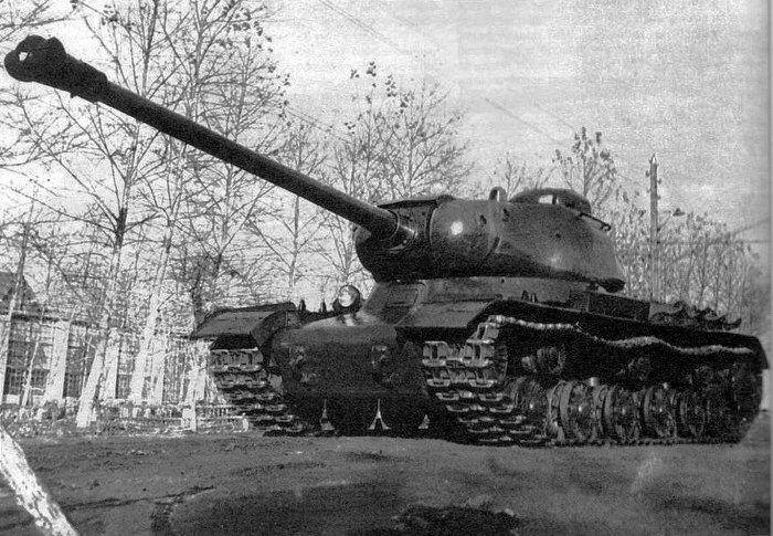 Танк ис 2 военных