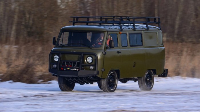 УАЗ 452 экспедиционный