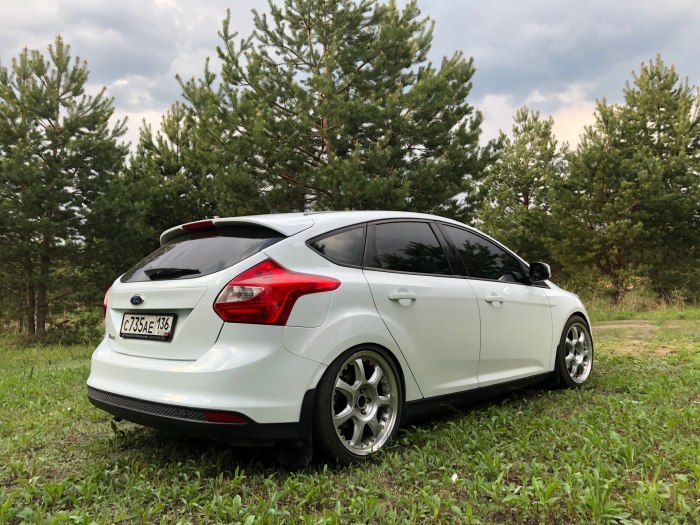 Fors FOXUS 3 хетчбек