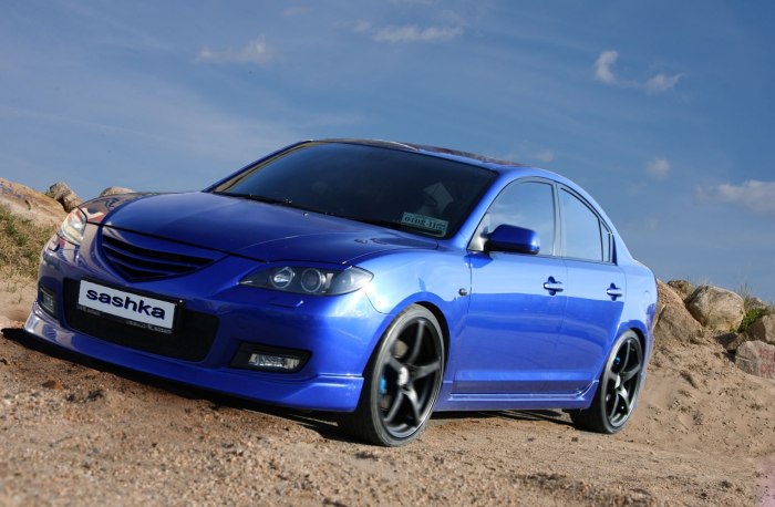 Mazda 3 MPS синяя