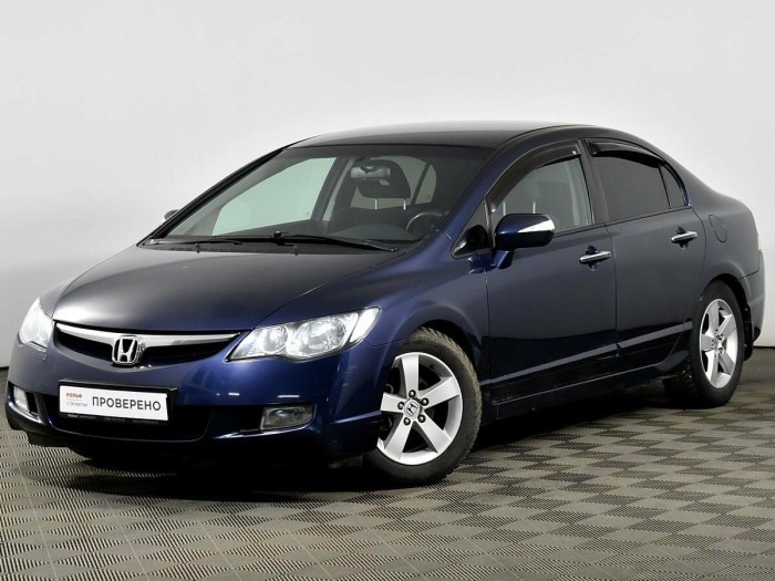 Honda Civic 8 поколение