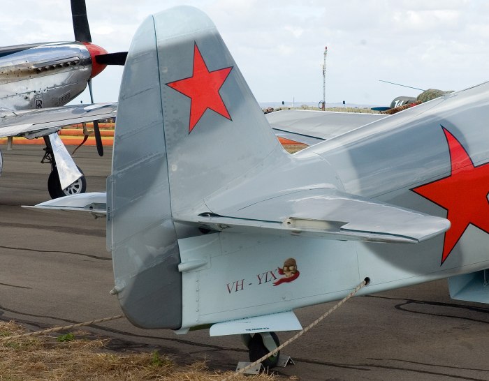 Як-9 истребитель