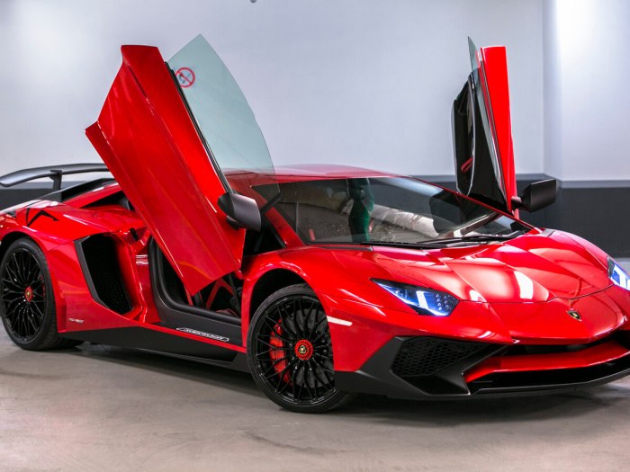 Lamborghini Aventador 740