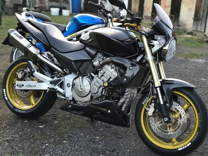 Honda CB 600
