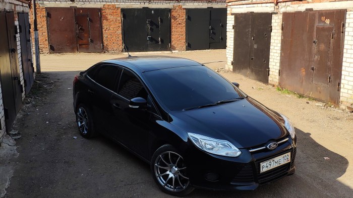 Ford Focus 3 седан тонированный