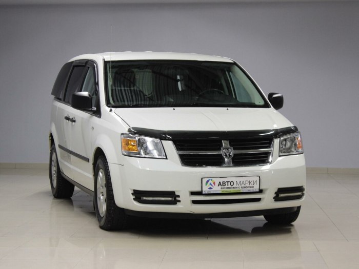 Dodge Caravan от 2010 года