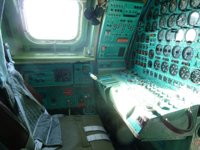 Ту-22 кабина штурмана