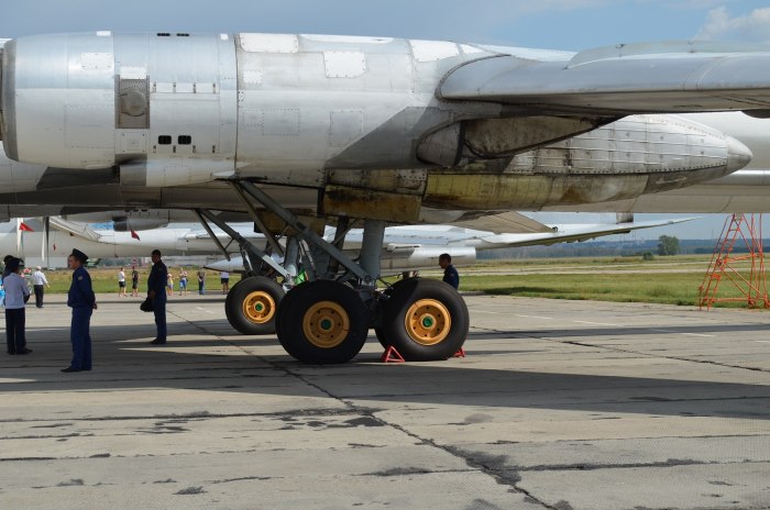 Бомбардировщик ту-95мс