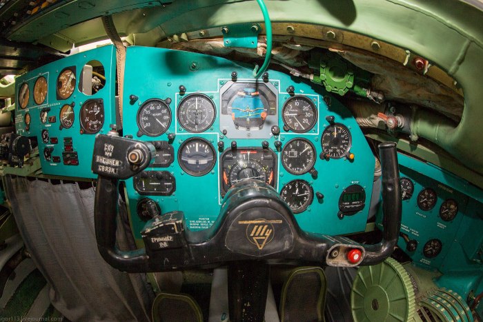 Ту-95мс кабина пилотов
