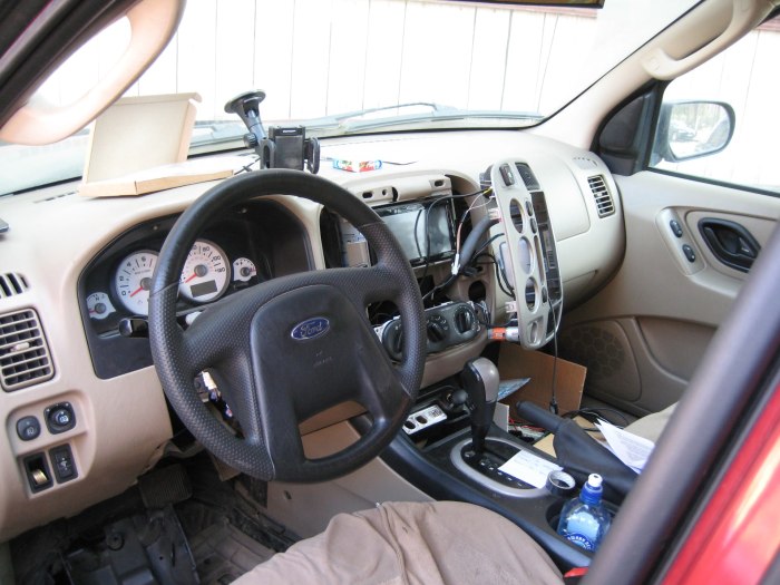 Ford Escape 2008 салон