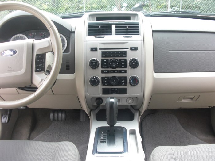 Ford Escape 2001 салон