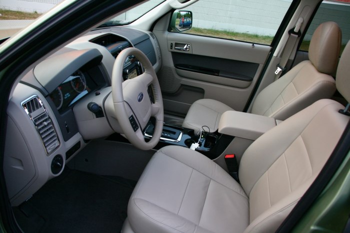 Ford Escape салон