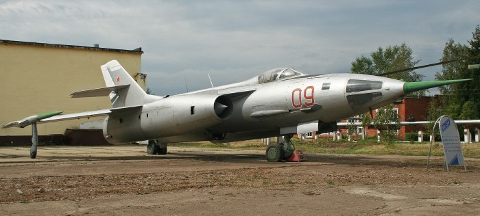 Як-28 сверхзвуковой самолёт