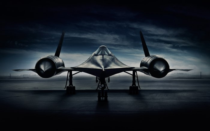 Самолет SR-71 Blackbird